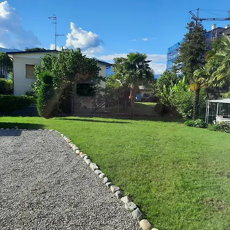 Appartamento Germignaga Daire *